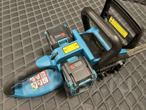 Аккумуляторная цепная пила 16 Makita