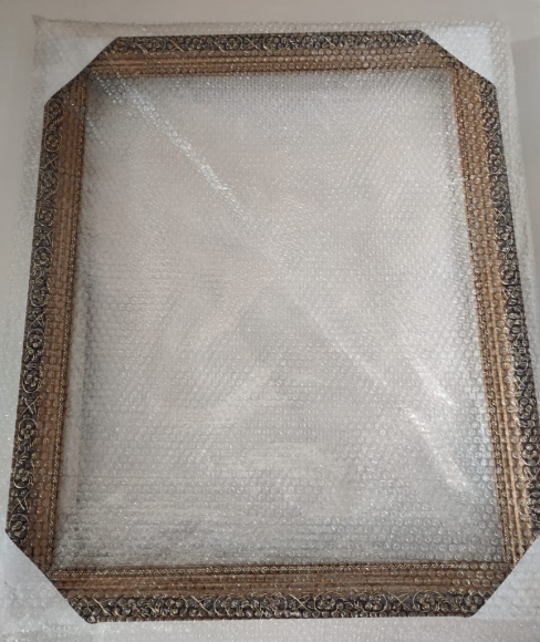 Рамка 40х50 золото цветы  с креплением  *Хрупкий товар  