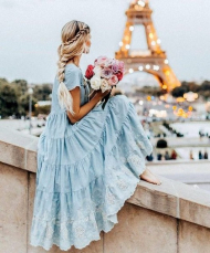 GX 30421 ДЕВУШКА В ПАРИЖЕ